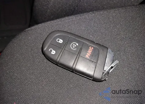 2021 Jeep Renegade Latitude 4X4 z USA, uszkodzony, nr VIN ZACNJDBB5MPN16800